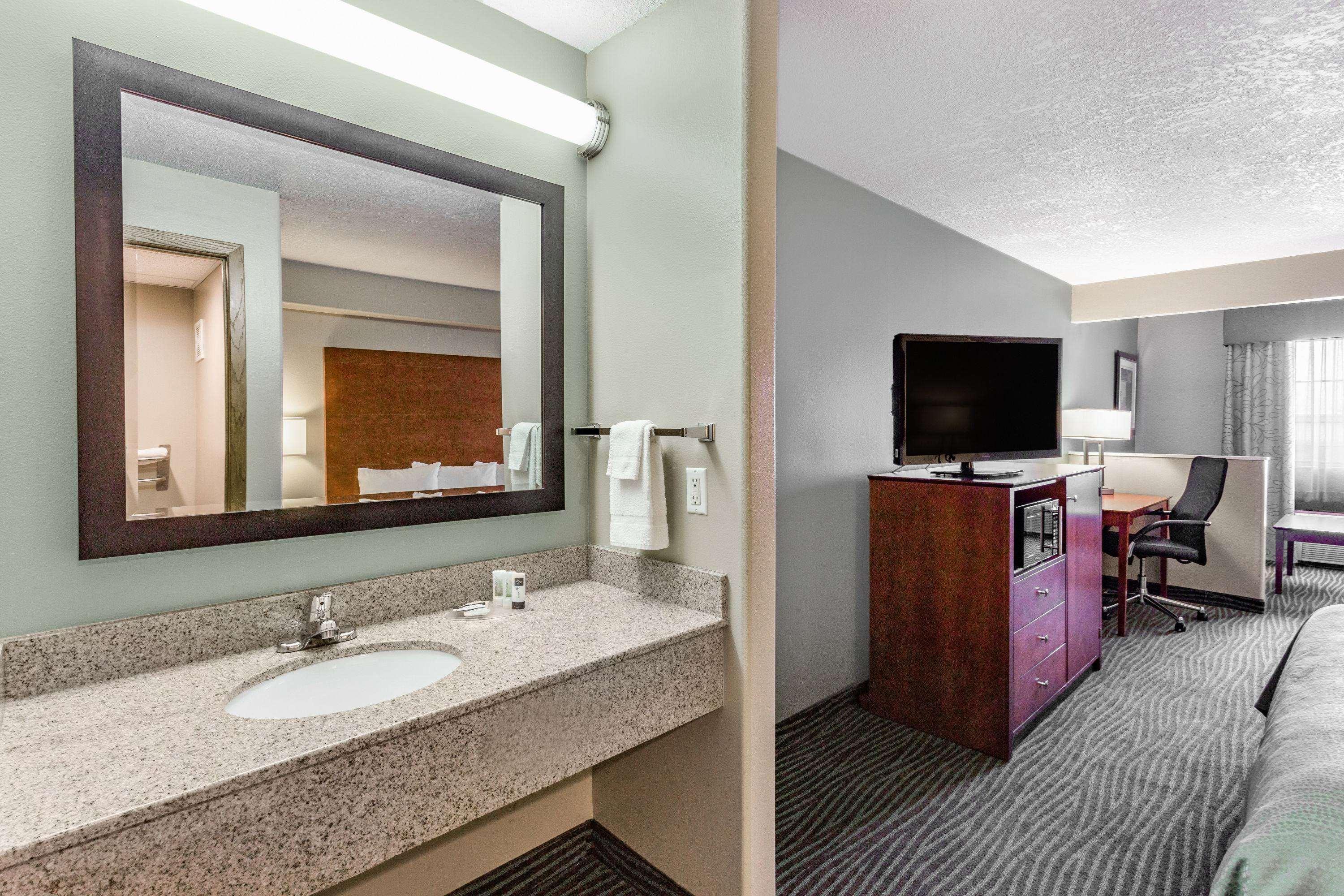 Americinn By Wyndham Des Moines Airport Extérieur photo