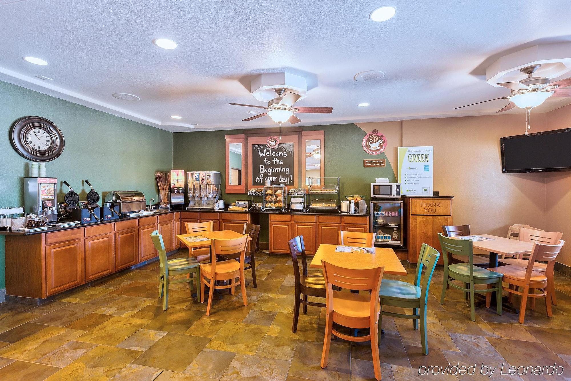 Americinn By Wyndham Des Moines Airport Extérieur photo